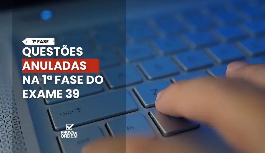 Mão no teclado segurando as teclas CTRL + Z para desfazer as Questões Anuladas na 1ª Fase 39